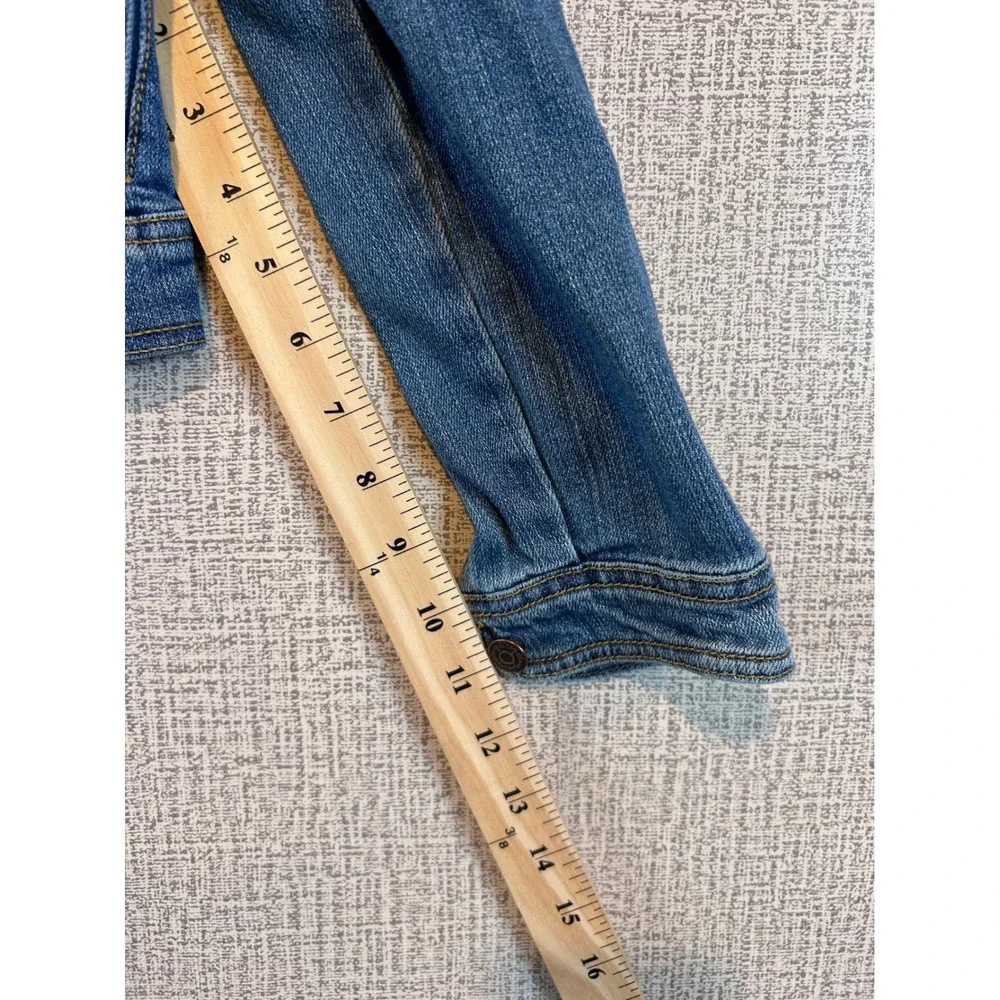 Old Navy Kids Blue Denim Trucker Jacket‎ Medium Wash Size S 6-7 Regular Spring